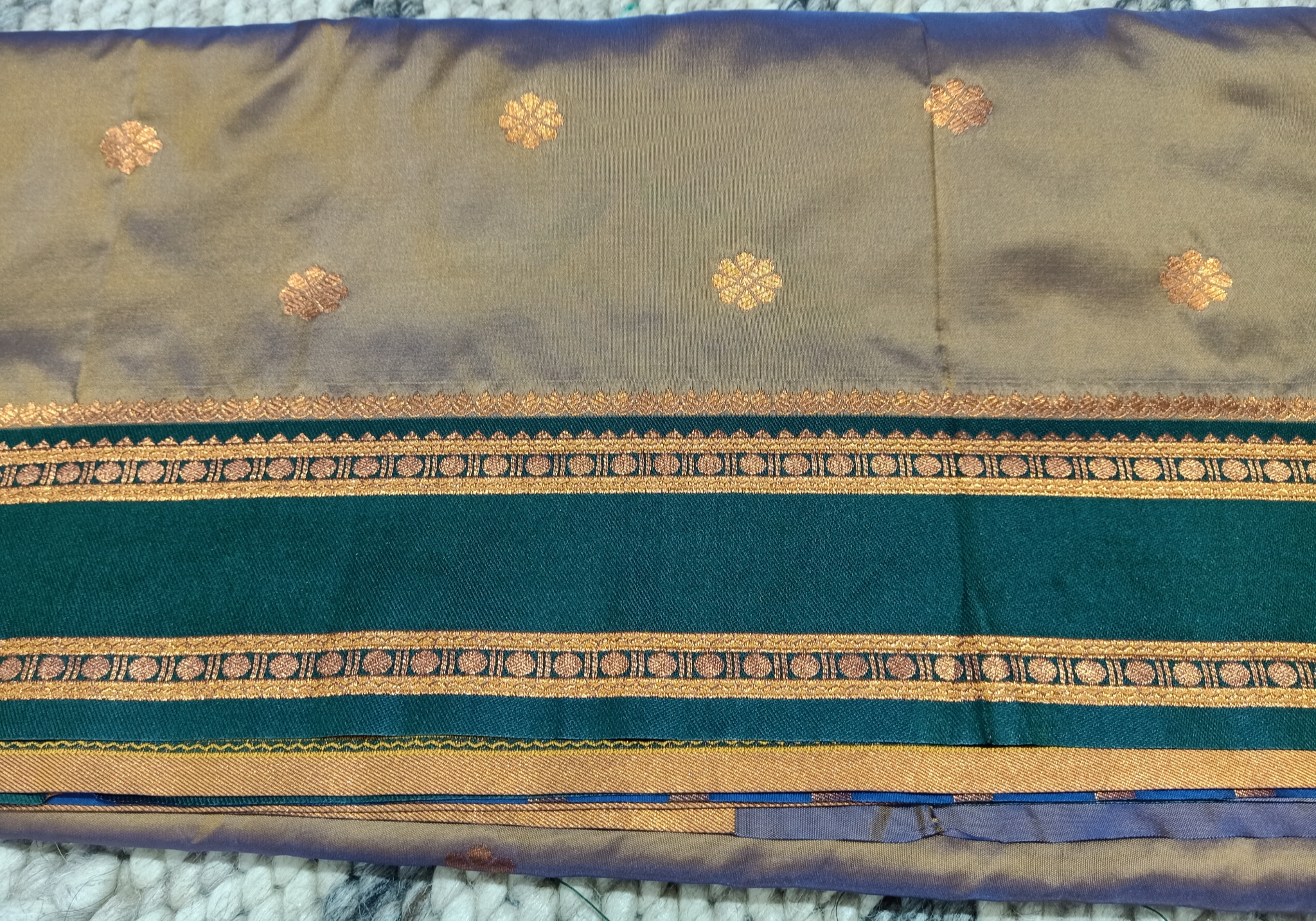 Narayant-paith-paithani